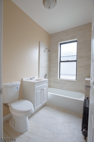 Property Photo: 300 W 7th St 22 NJ 07060