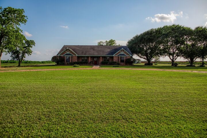 Property Photo:  2211 Beasley West End  TX 77417 