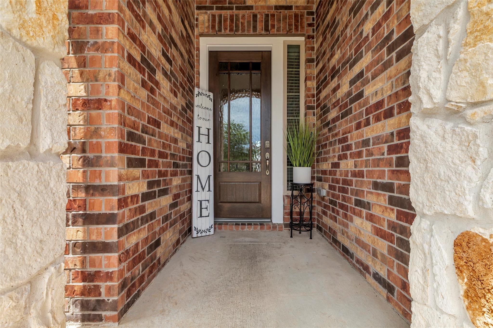 Property Photo: 18731 Creek Forest Drive TX 77578