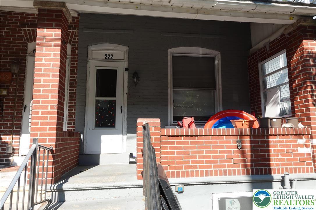 Property Photo: 222 N Front Street PA 18102