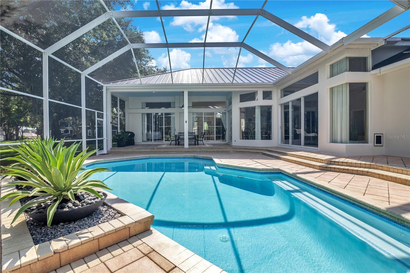 Property Photo:  7135 Horizon Circle  FL 34786 
