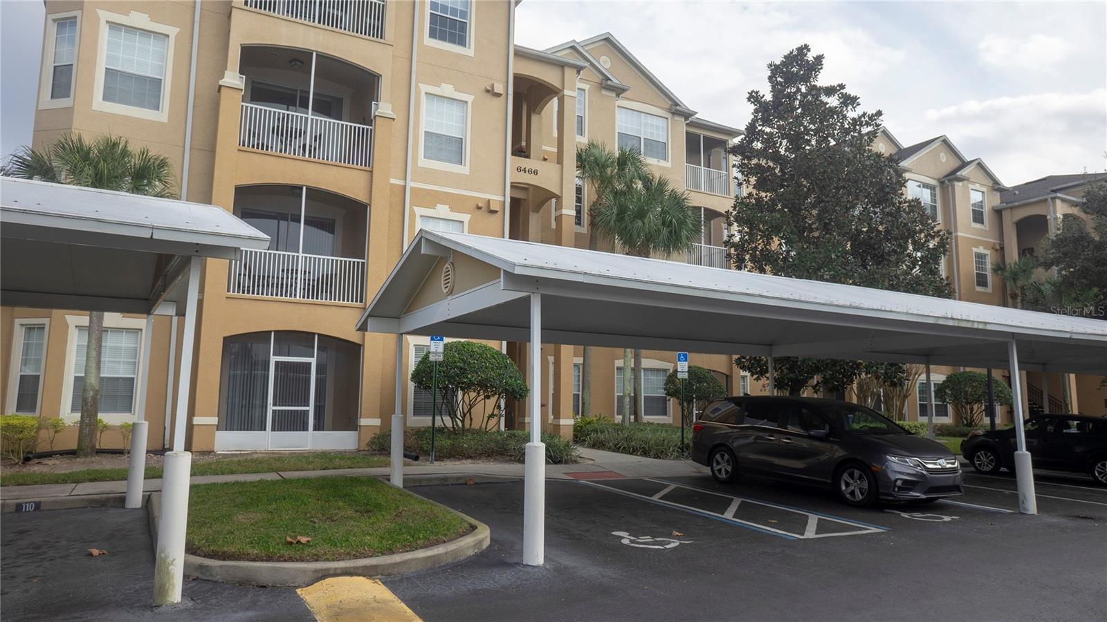 Property Photo:  6466 Cava Alta Drive 103  FL 32835 