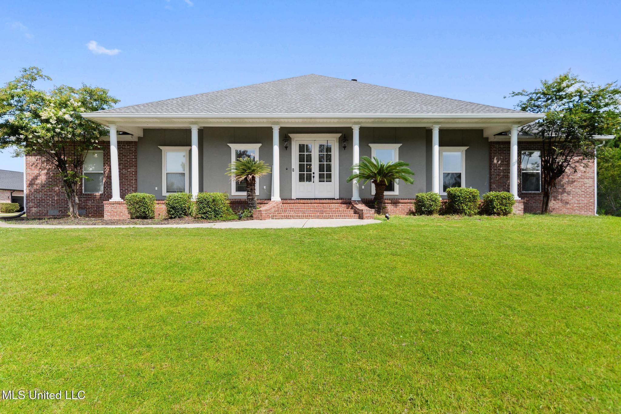 Property Photo: 6405 Seawinds Boulevard MS 39532