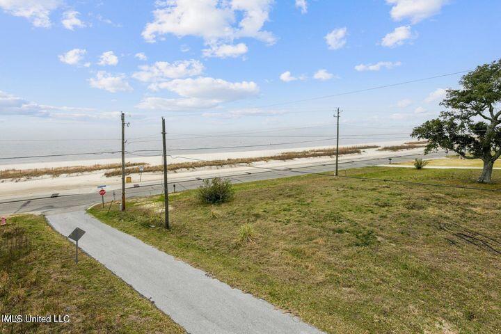 Property Photo: 517 N Beach Boulevard MS 39576