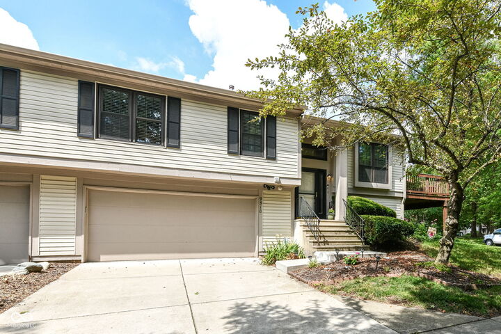 9510 Bay Vista Drive E  Indianapolis IN 46250 photo