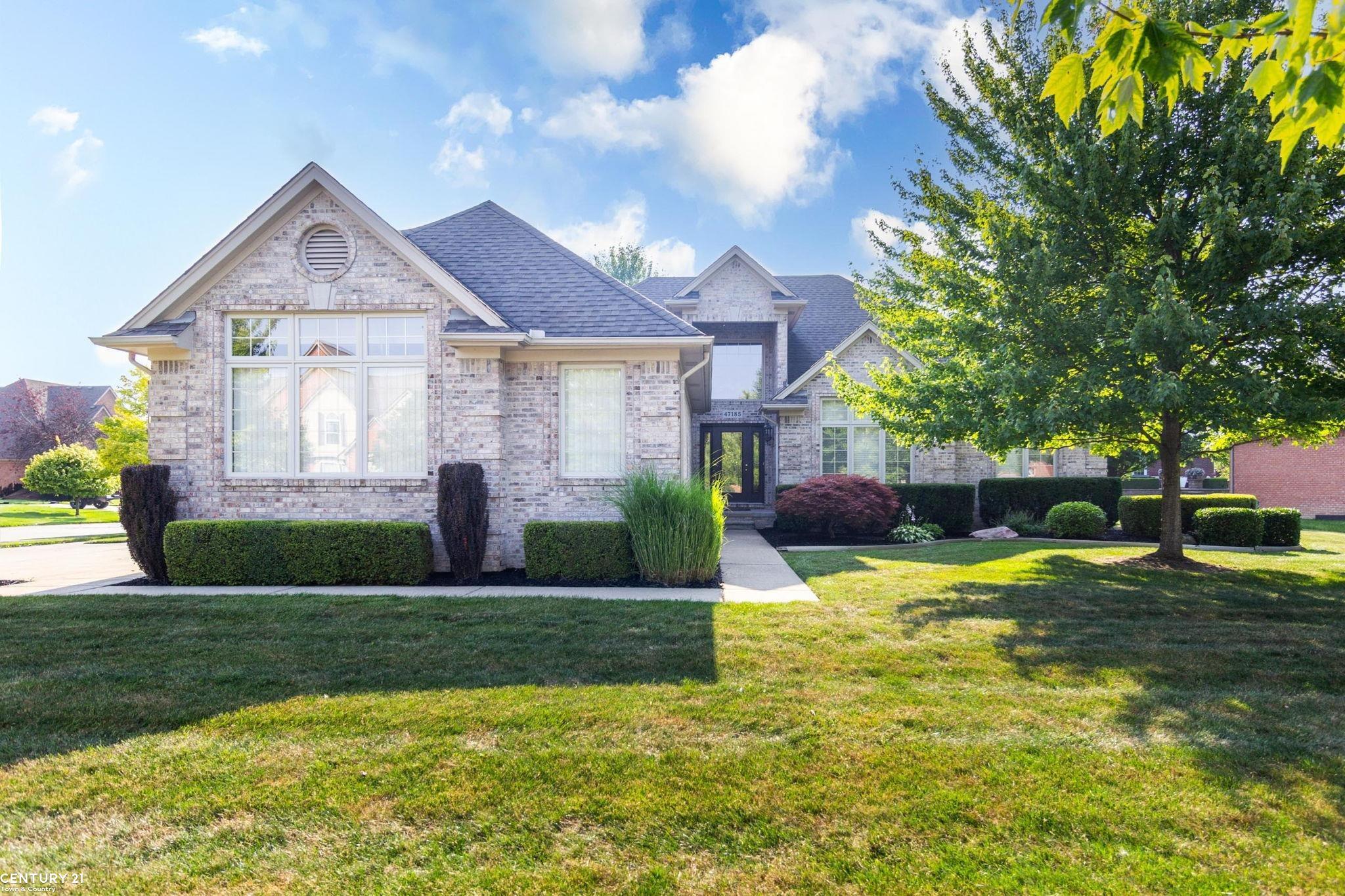 Property Photo:  47185 Caylee Drive  MI 48315 
