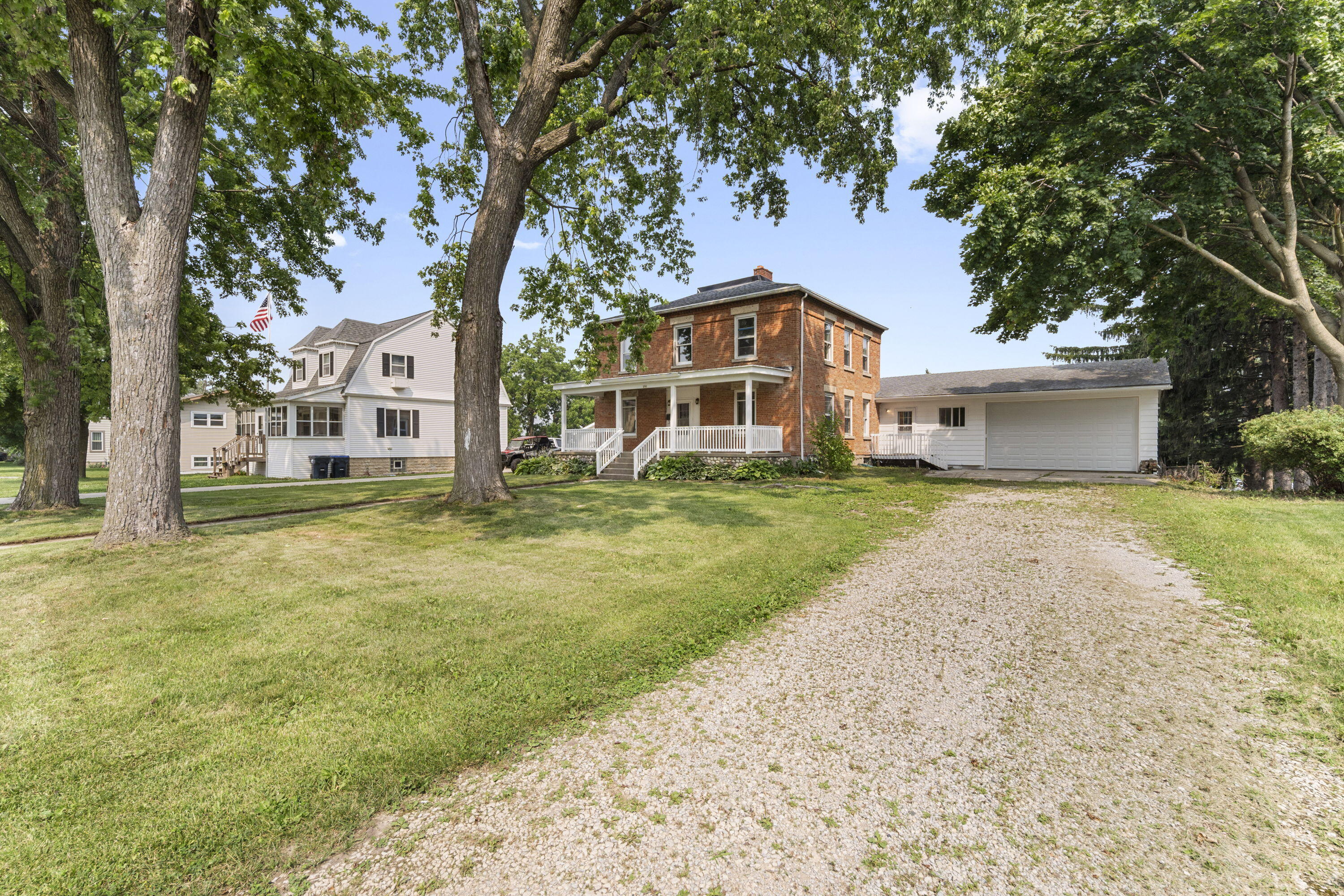 Property Photo: 290 N Main St WI 53039