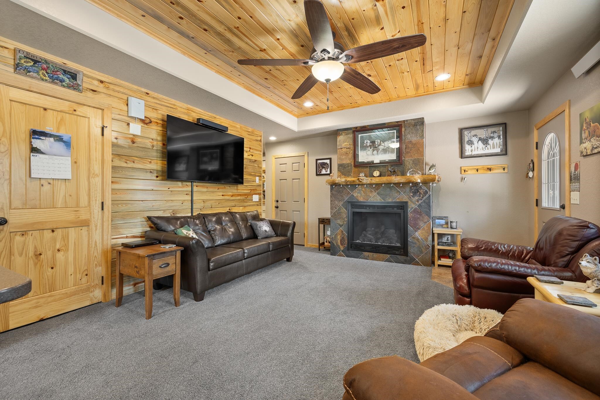 Property Photo: 11754 Caledonia Trail SD 57730