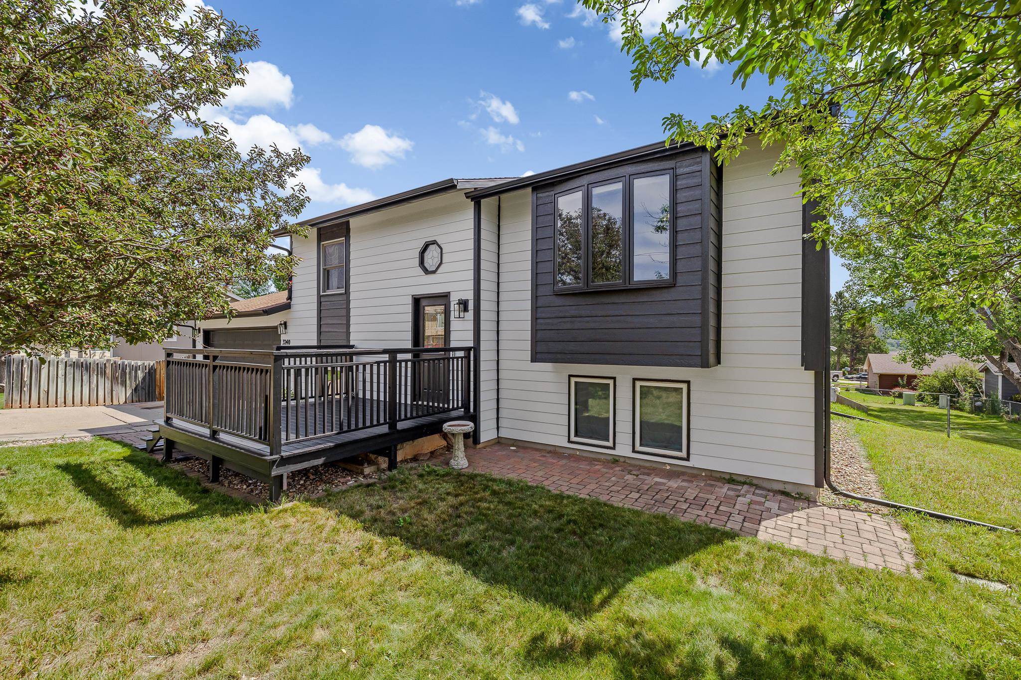 3240 Meadowbrook Drive  Rapid City SD 57702 photo