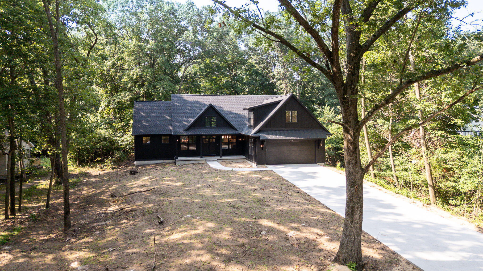 Property Photo: 6264 Chippewa Avenue MI 49453
