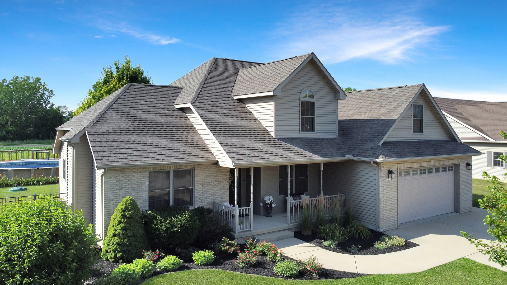 Property Photo: 1913 Parkhill Lane IL 61350