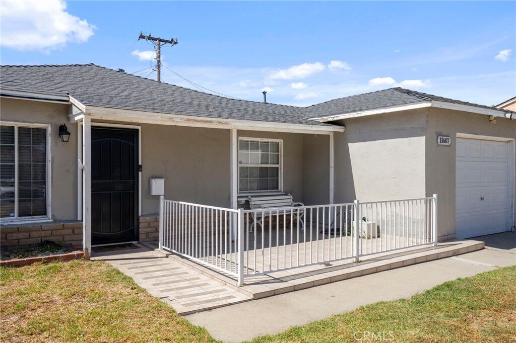 Property Photo:  11607 Bayla Street  CA 90650 