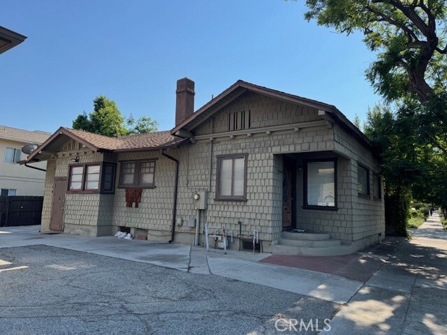 Property Photo: 408 E Del Mar Boulevard CA 91101