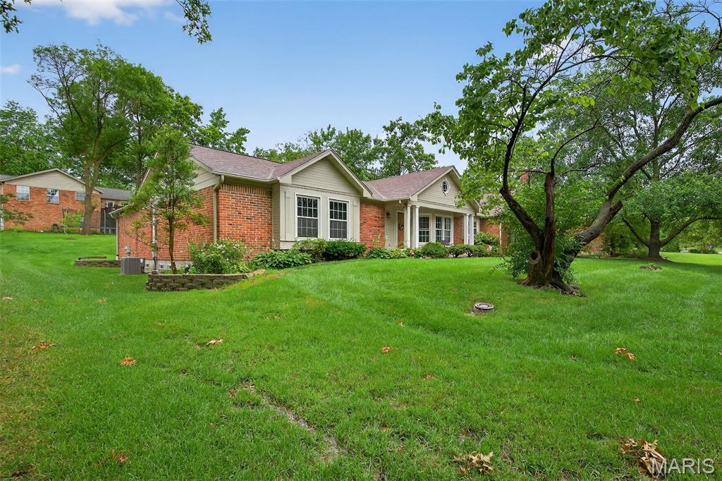 Property Photo: 508 Meadow Creek Lane MO 63122