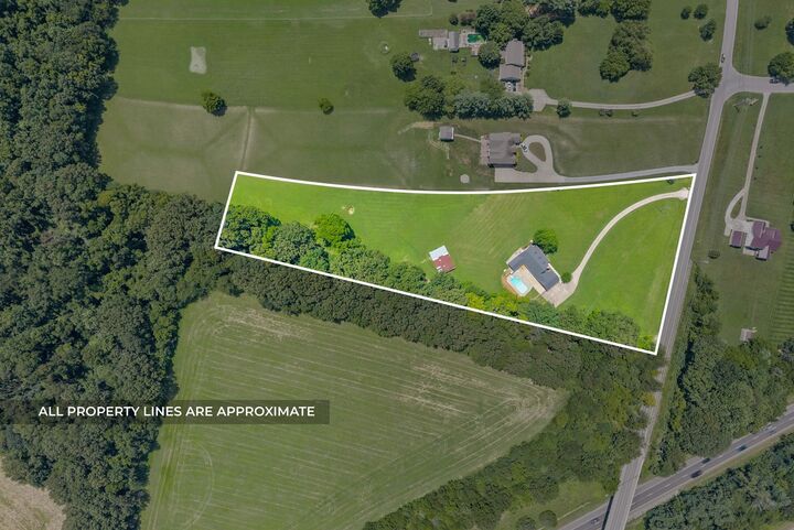 Property Photo:  844 Meriwether Rd  TN 37040 