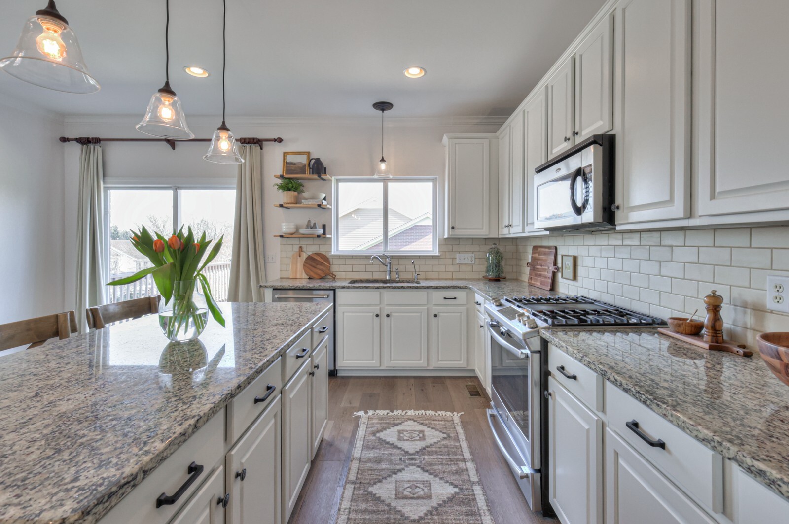 Property Photo: 1407 Hanson Dr TN 37067