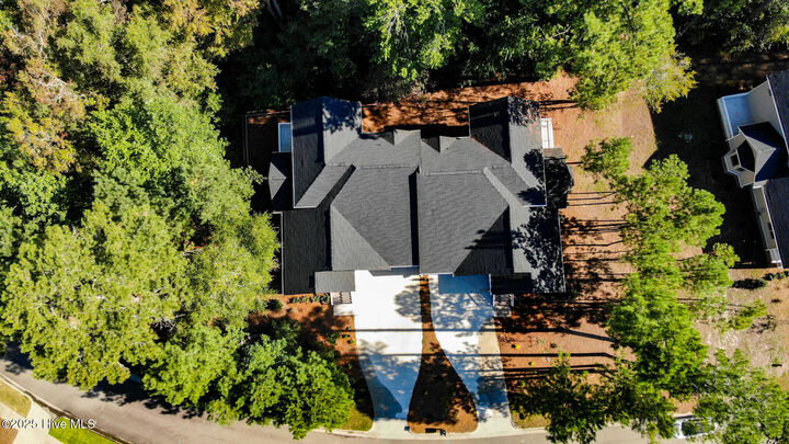 Property Photo:  121 Lamplighter Village Drive  NC 28374 