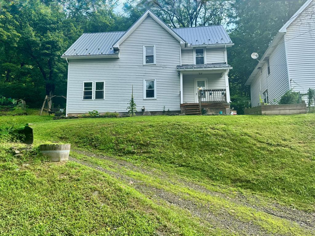 Property Photo: 256 Main St PA 18623