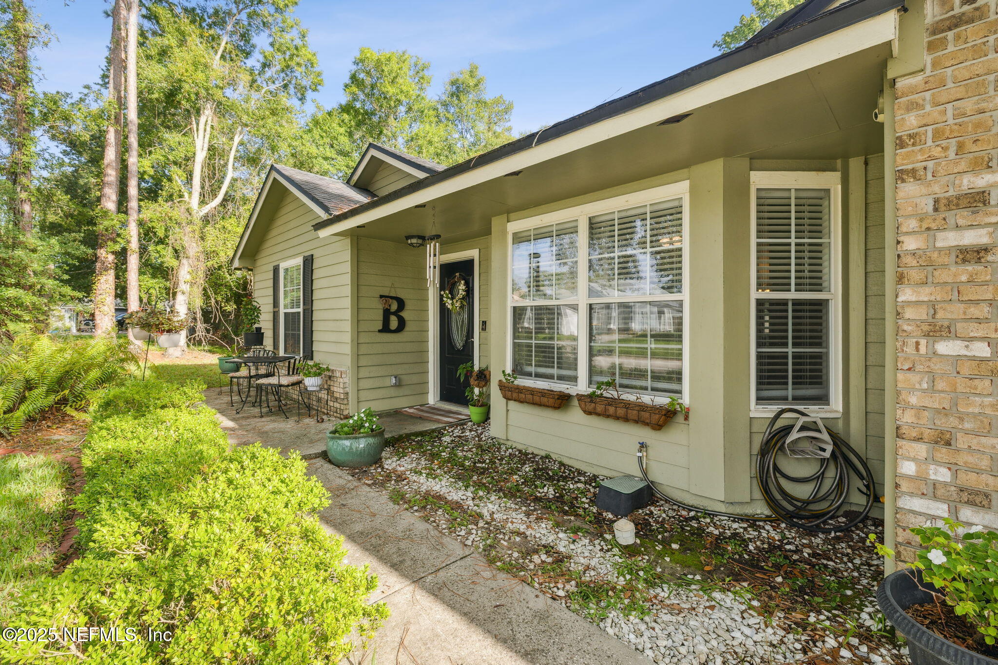 Property Photo: 3165 Sweetwater Oaks Drive N FL 32223