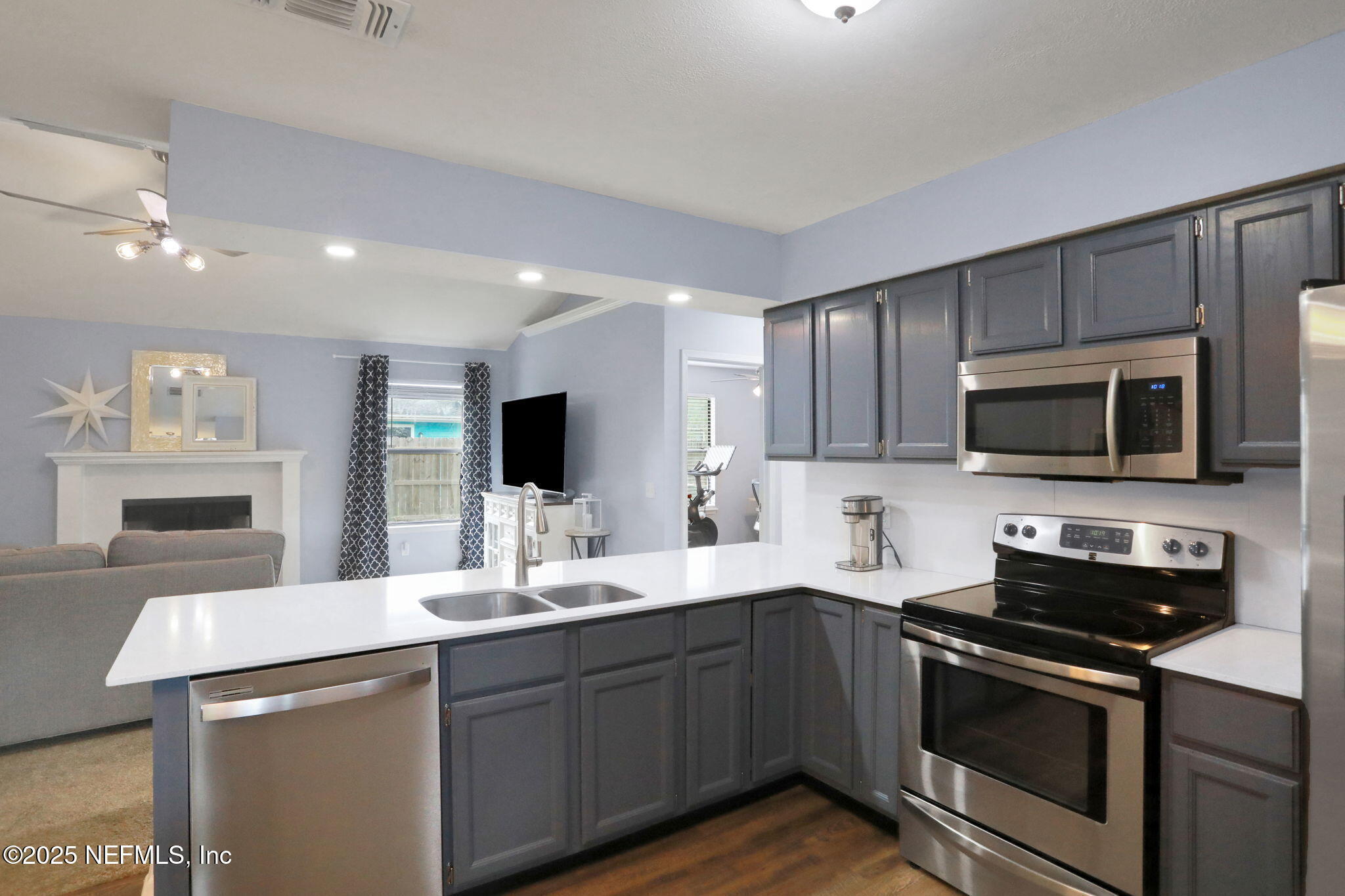 7961 Evening Flower Lane  Jacksonville FL 32244 photo