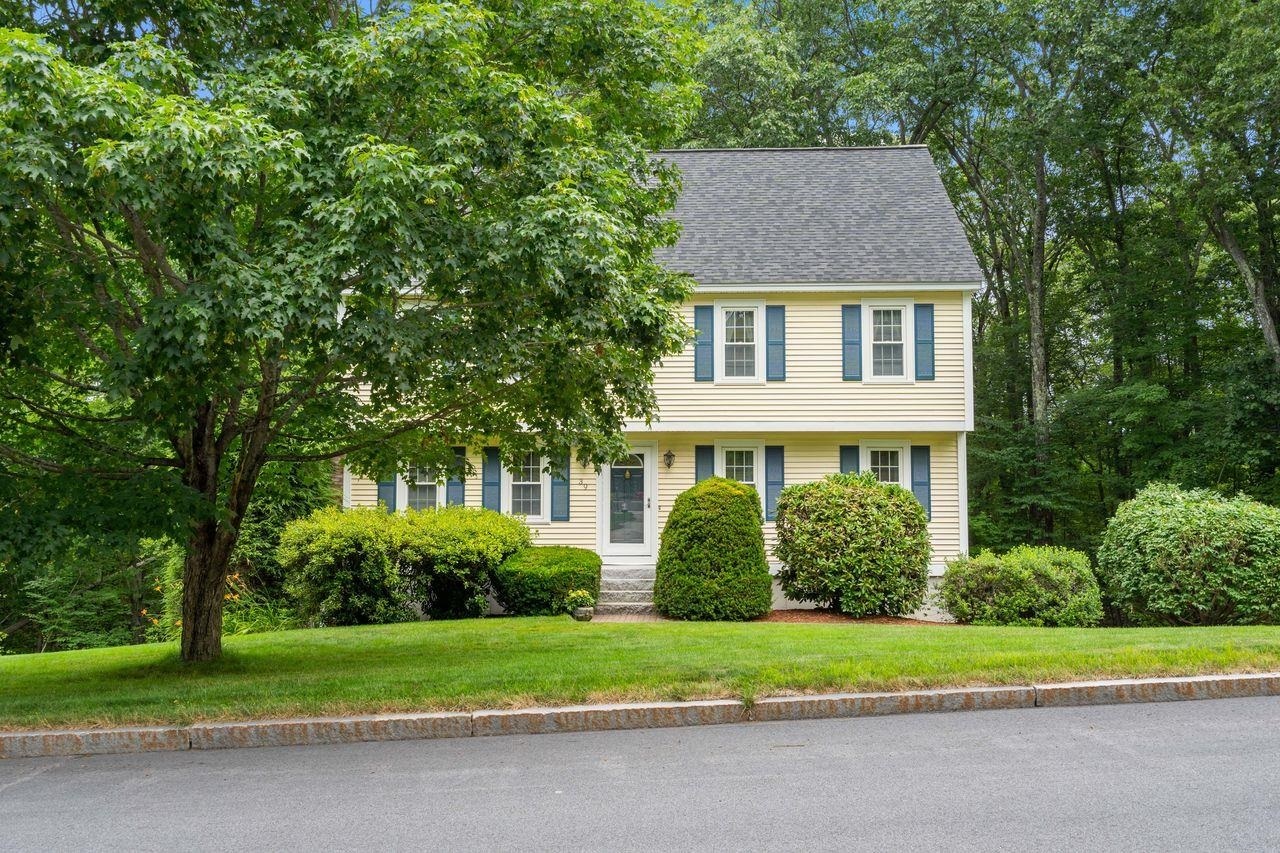Property Photo: 39 Autumn Run NH 03106
