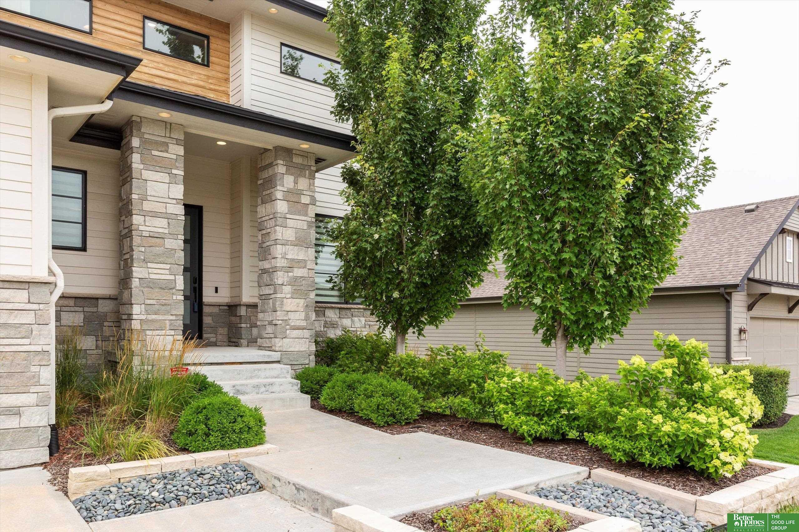 Property Photo: 2008 S 211 Street NE 68022