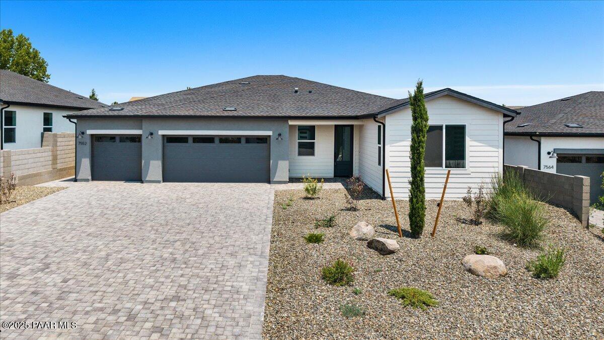 Property Photo:  7552 E Louie Lane  AZ 86315 
