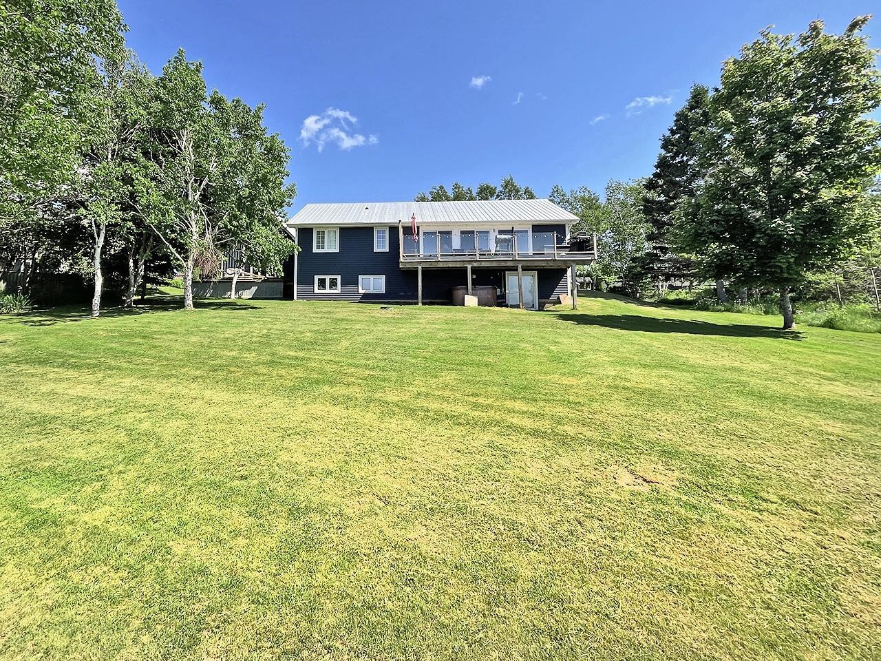 Photo de la propriété: 73 Riverbank Drive PE C1B 3E7