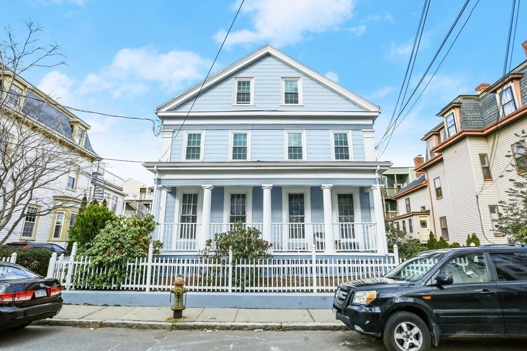 Property Photo: 373 Washington St 1 MA 02139