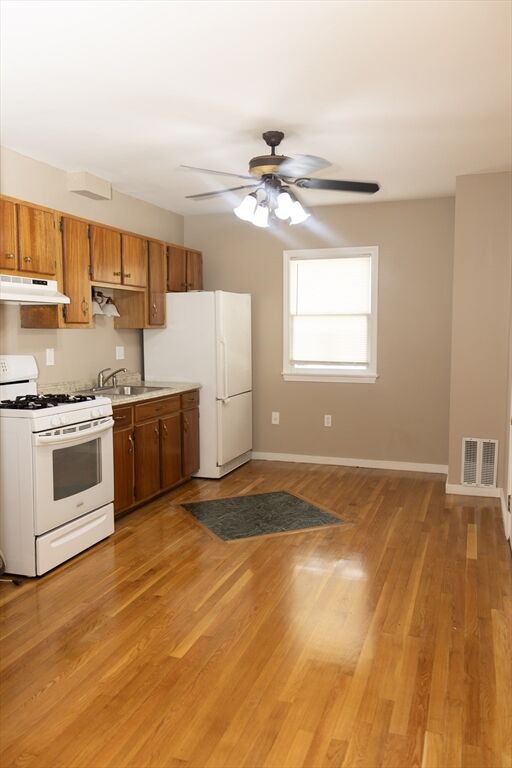 Property Photo:  373 Washington St 1  MA 02139 