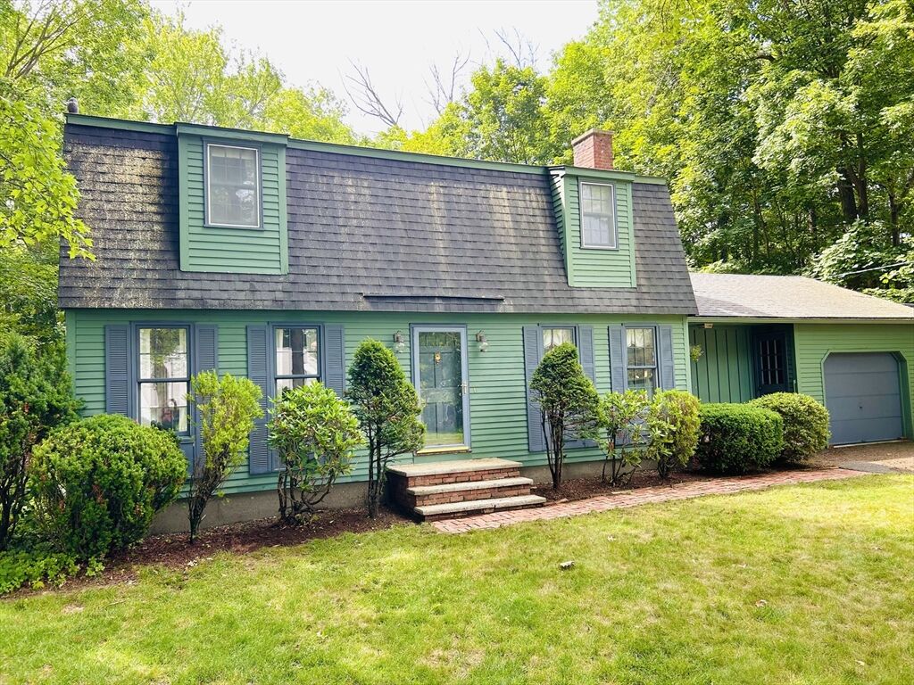 Property Photo:  53 Appletree Ln  MA 01520 