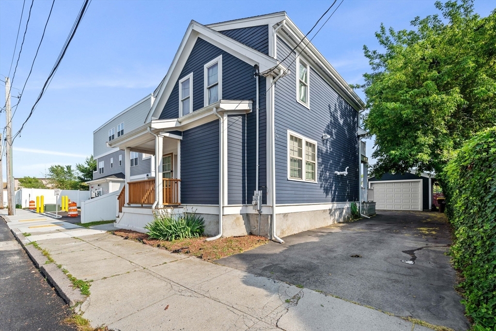 Property Photo:  883 Grinnell St  MA 02721 