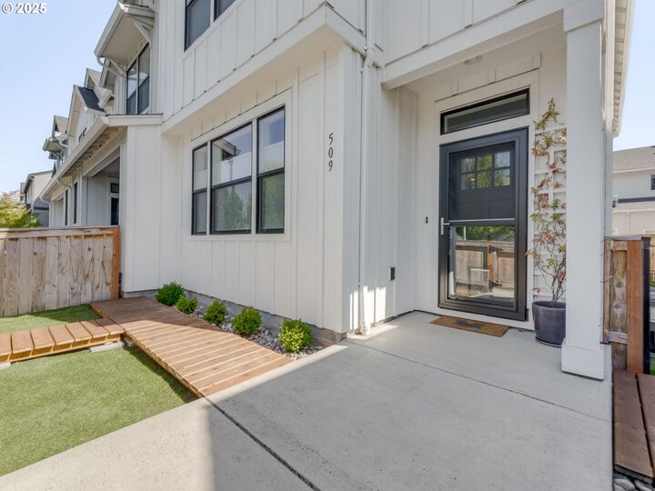 Property Photo: 509 NE 72nd St WA 98665