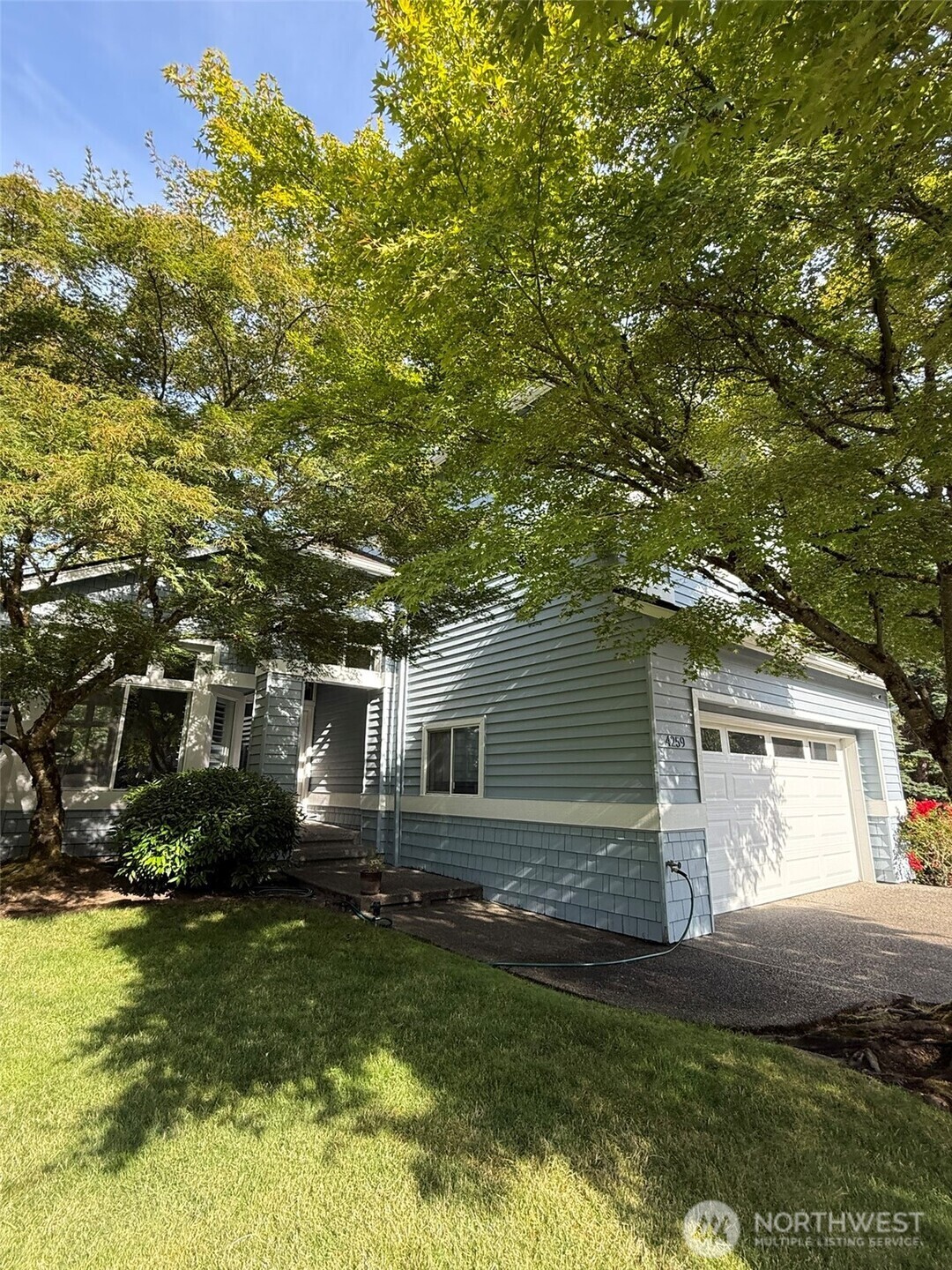 Property Photo: 4259 257th Place SE WA 98029