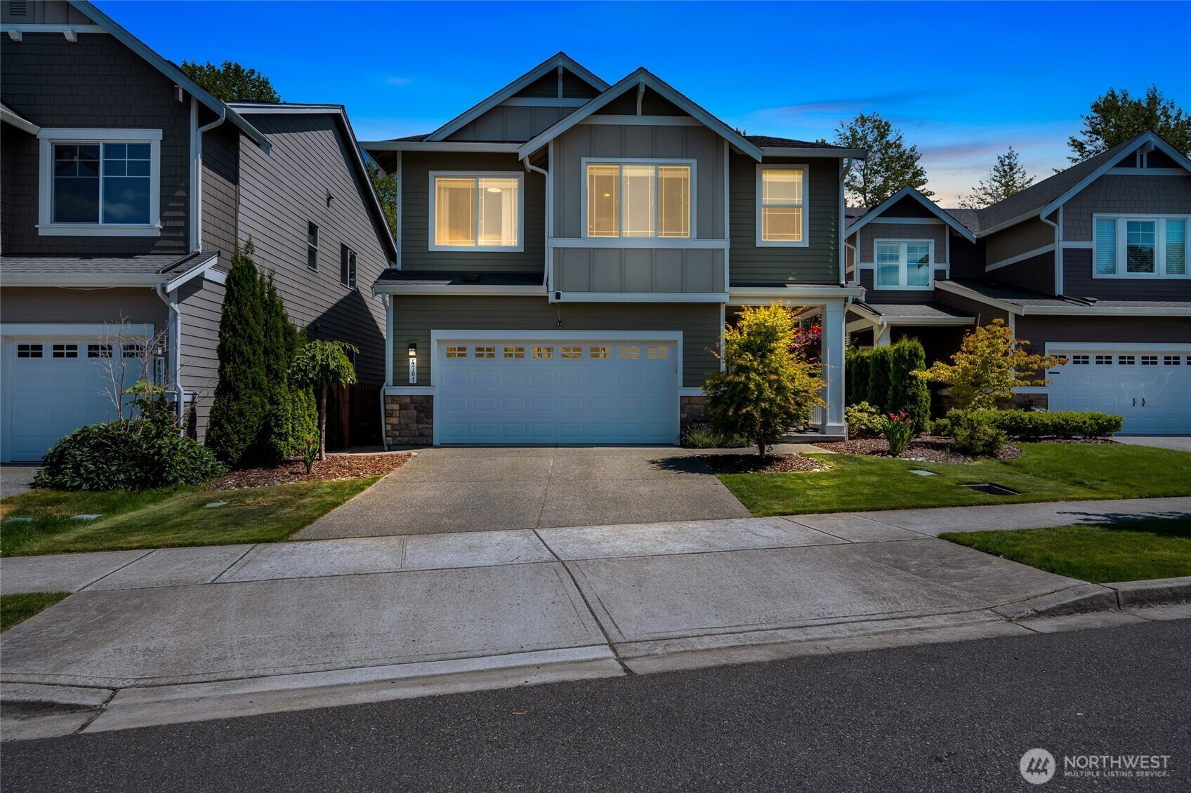 Property Photo:  4701  31st Avenue SE  WA 98203 