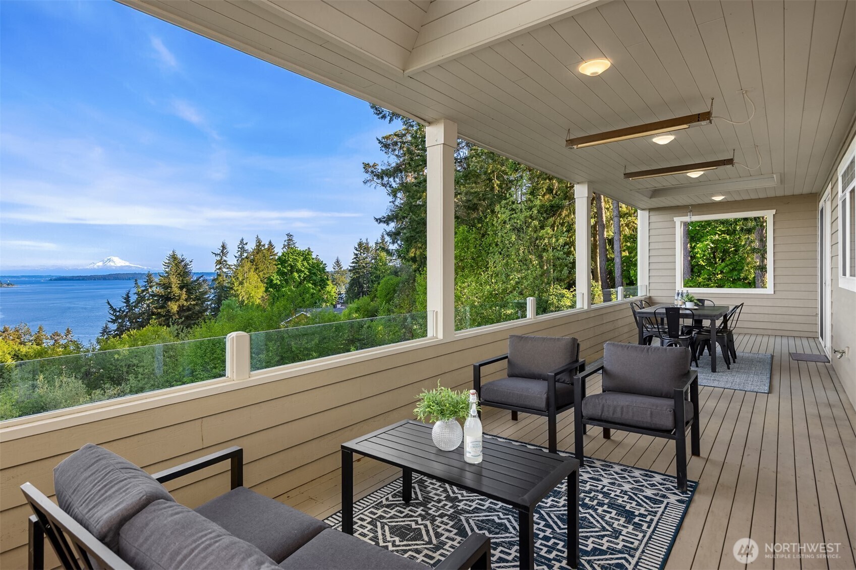 Property Photo:  6715 NE Dapple Court  WA 98110 