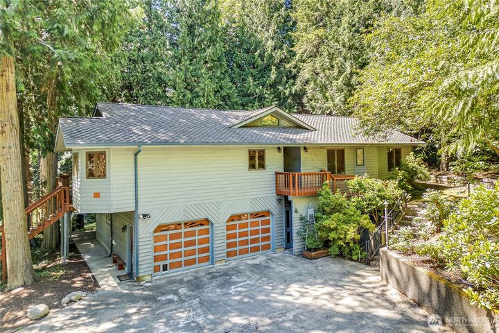 Property Photo:  11  Bishop Hill Road  WA 98325 