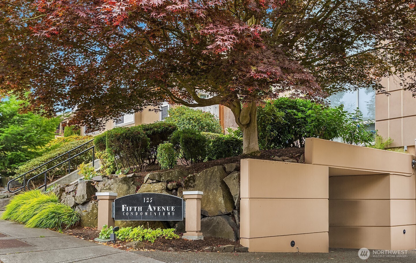 Property Photo: 125 5th Avenue S 101 WA 98033
