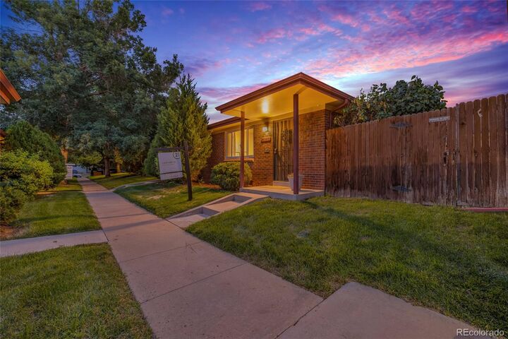 Property Photo: 5190 E Asbury Avenue CO 80222