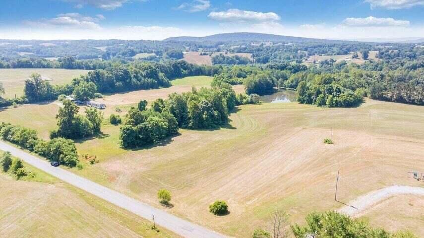 Property Photo:  217 Tobacco Rd  VA 24092 