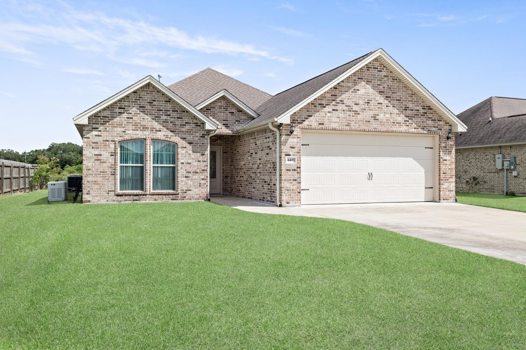 Property Photo:  4403 Persimmon Circle  TX 77630 