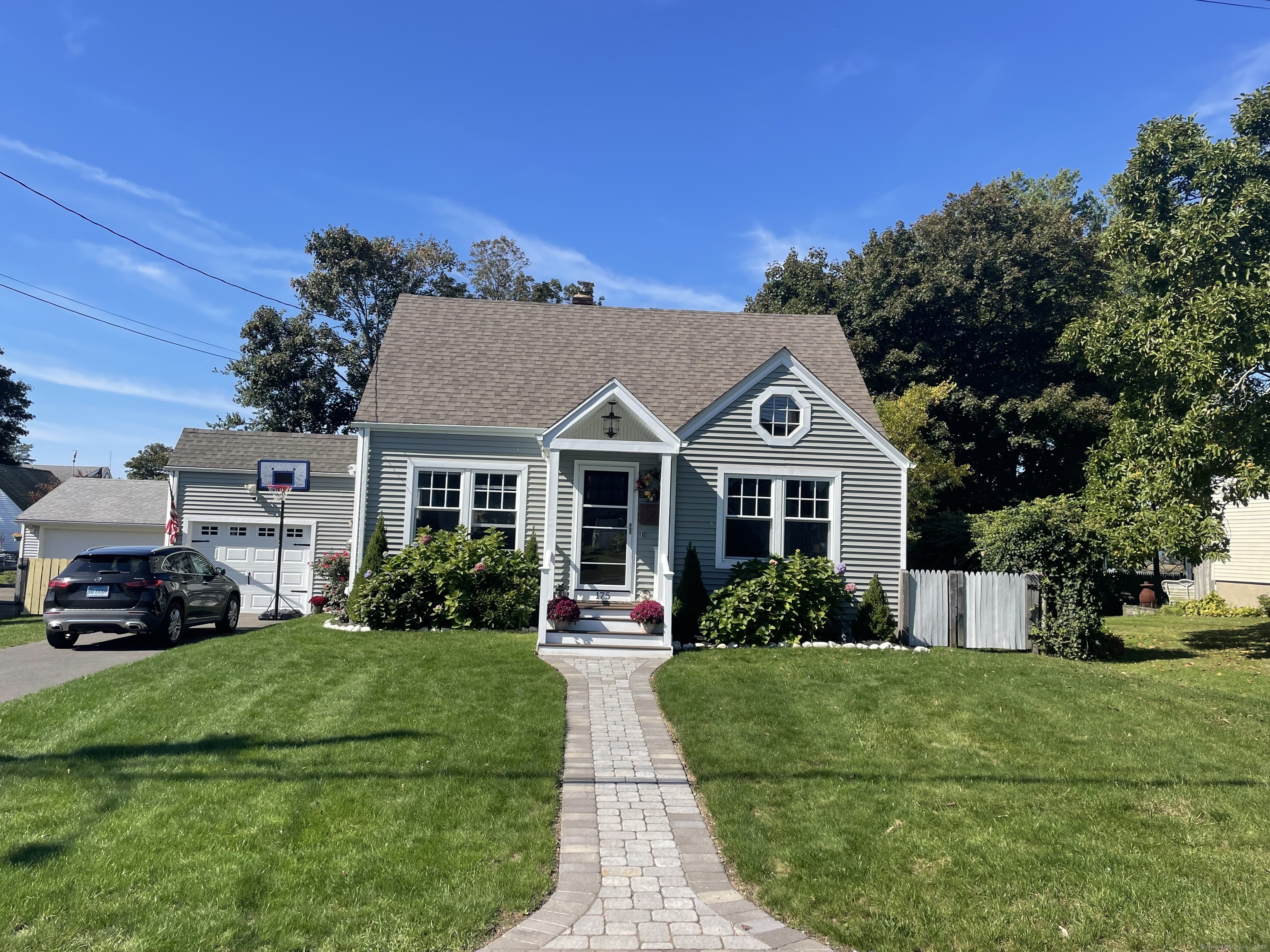 Property Photo: 175 5th Avenue CT 06615