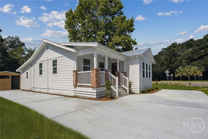 Property Photo: 2603 Livingston GA 31406