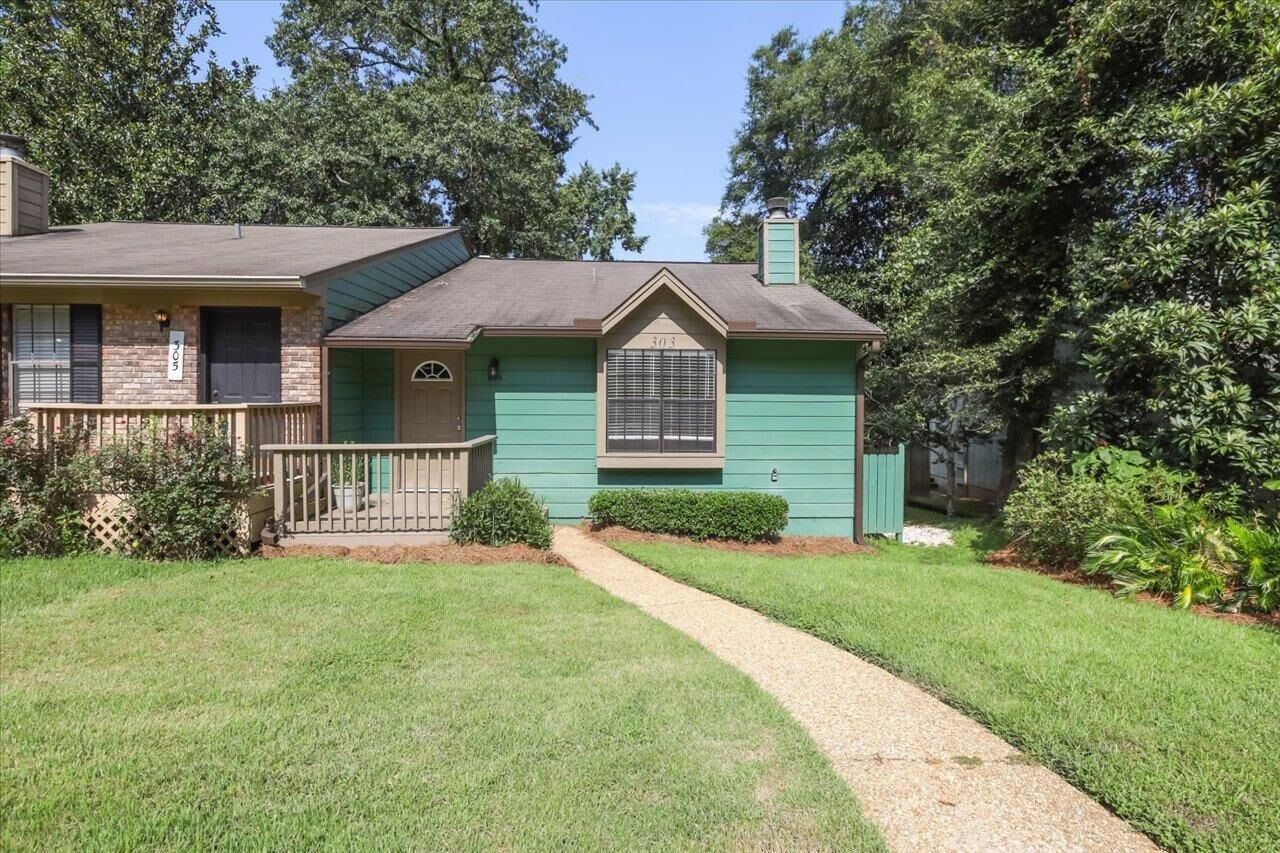 Property Photo: 303 Whetherbine Way FL 32301