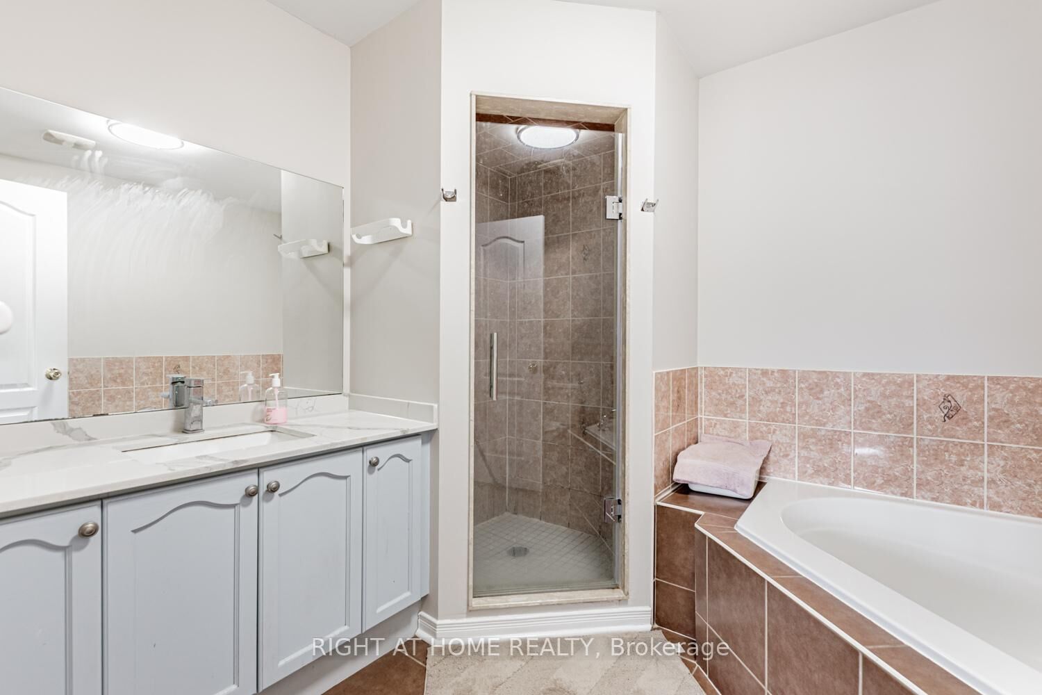 Property Photo: 222 Albright Road ON L6X 5E7