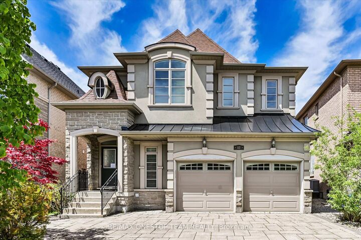 82 Heritage Estates Road  Vaughan ON L6A 3V5 photo