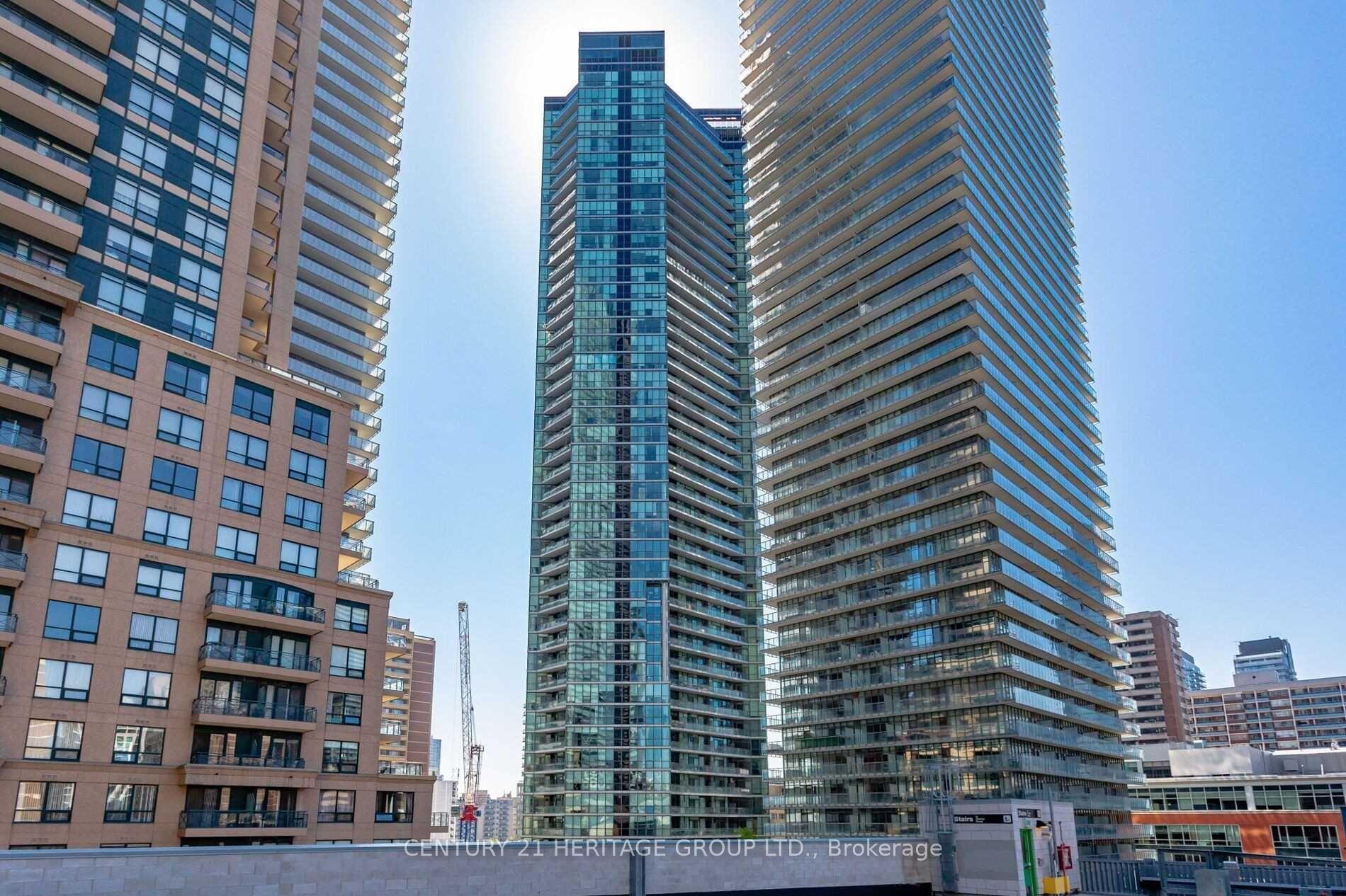 Property Photo: 45 Charles Street E 3112 ON M4Y 1R9
