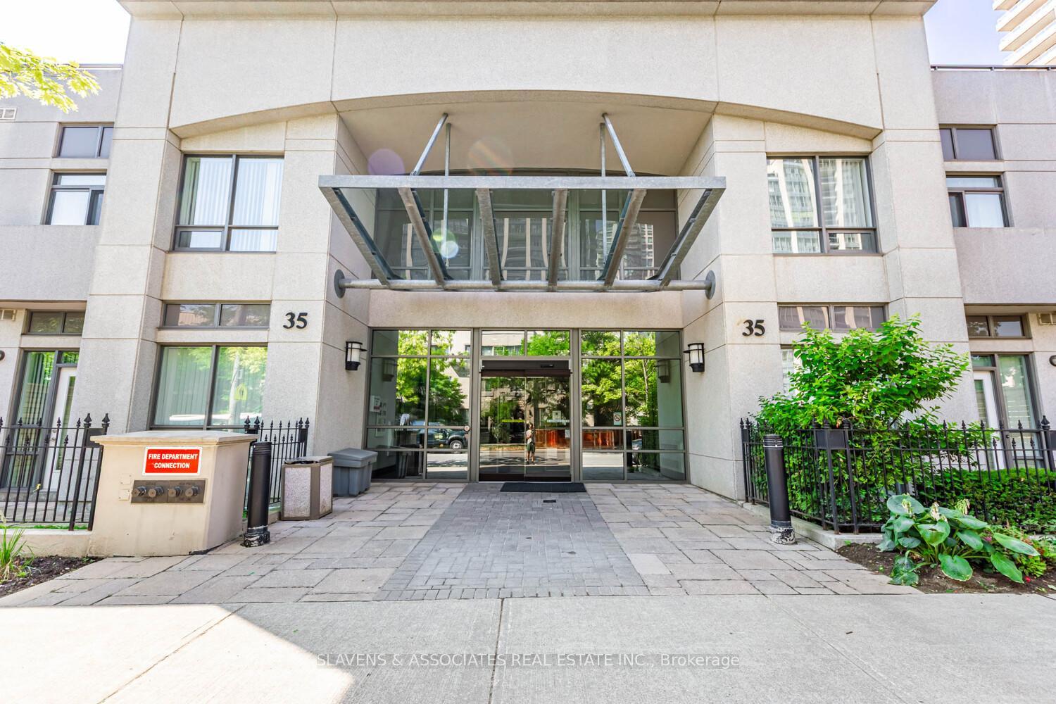 Property Photo: 35 Hollywood Avenue 918 ON M2N 0A9