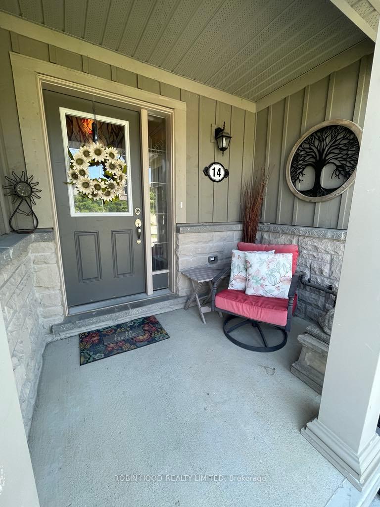 Property Photo:  14 Robertson Street  ON L9Y 0X1 