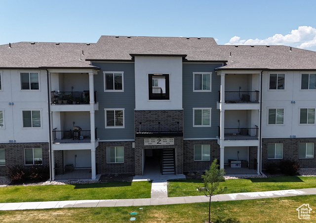 Property Photo: 680 N 380 W Z303 UT 84059